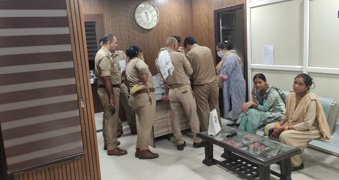 Hair Transplant Case Dr Anushkas custody remand Police reached the clinic team is interrogating