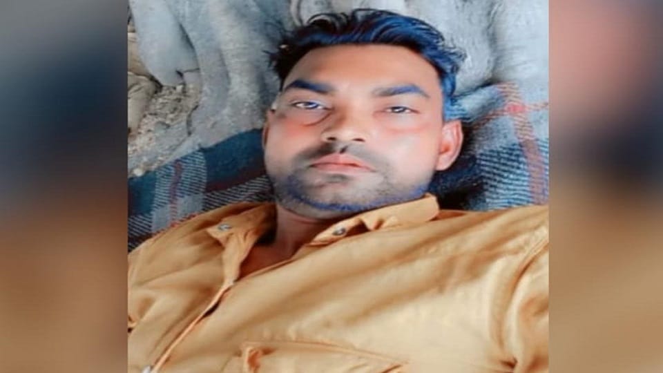 Muzaffarnagar: Wife went to her maternal home, quarreled over mobile and upset youth committed suicide.