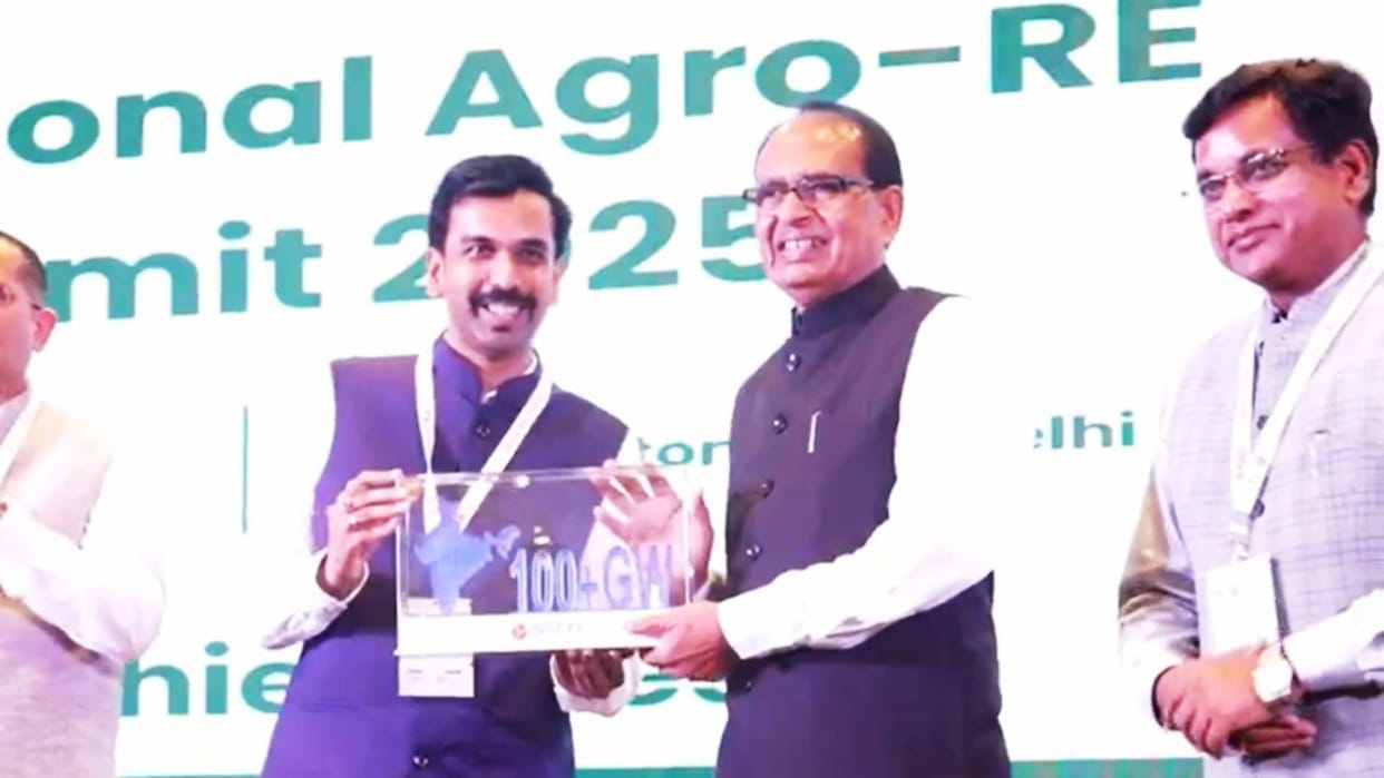 agriculture minister shivraj chouhan national agro re summit farmer energy provider