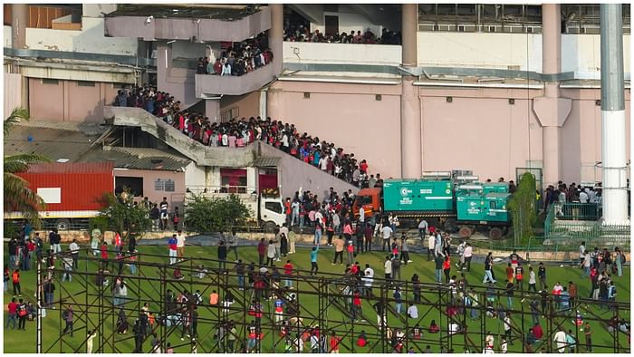 Bengaluru Stampede Photos: Uncontrolled fans...mistakes in preparation, IPL RCB celebration turn into mourning