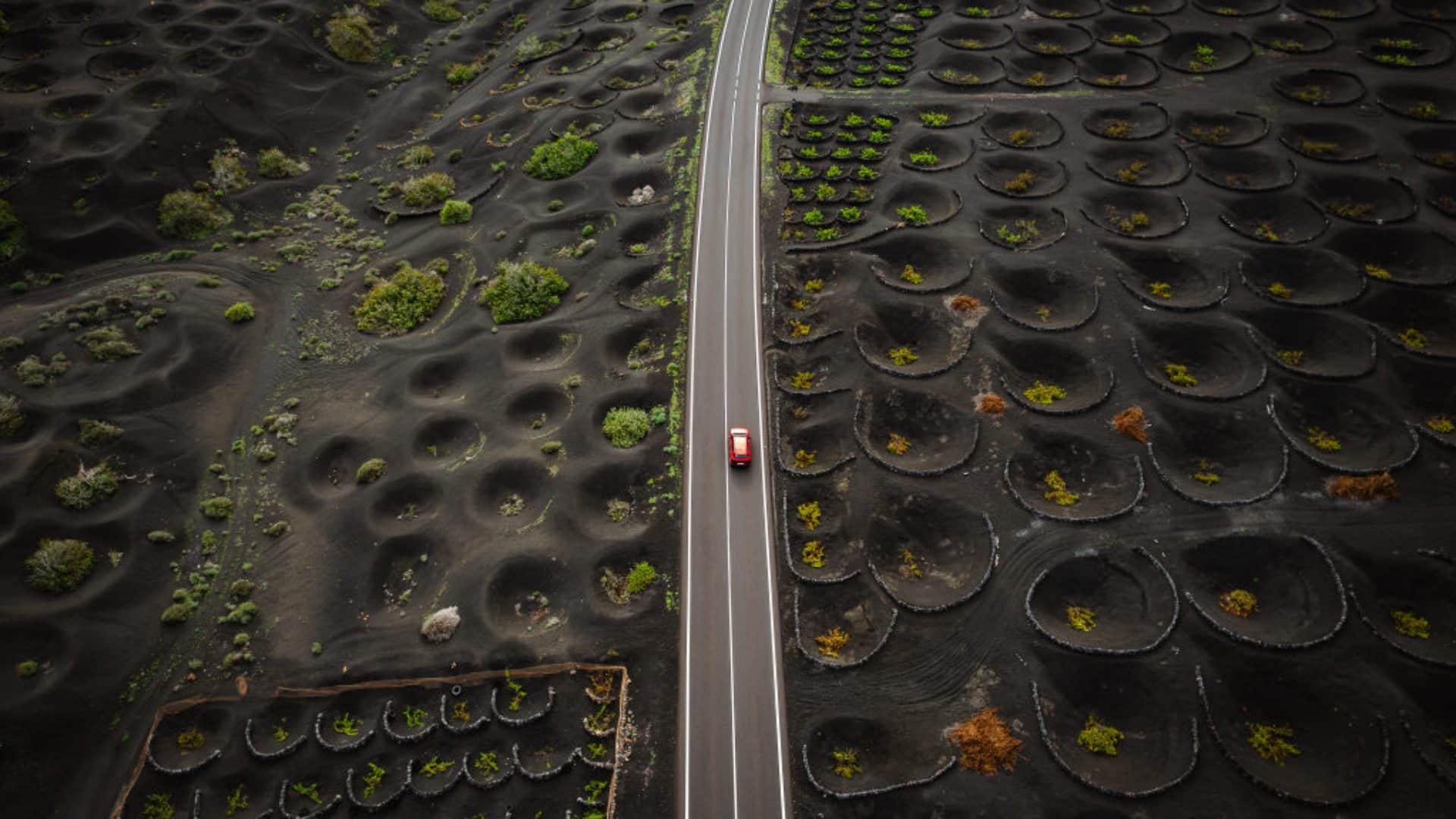 Earth Most Extreme Places with Mars Like Conditions No Rain Over 1 million year Check details in Hindi