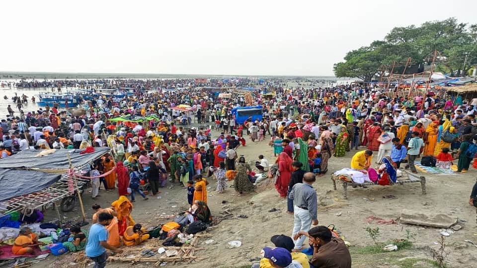 Ganga Dussehra 2025 Devotees Take Holy Dip In Ganga