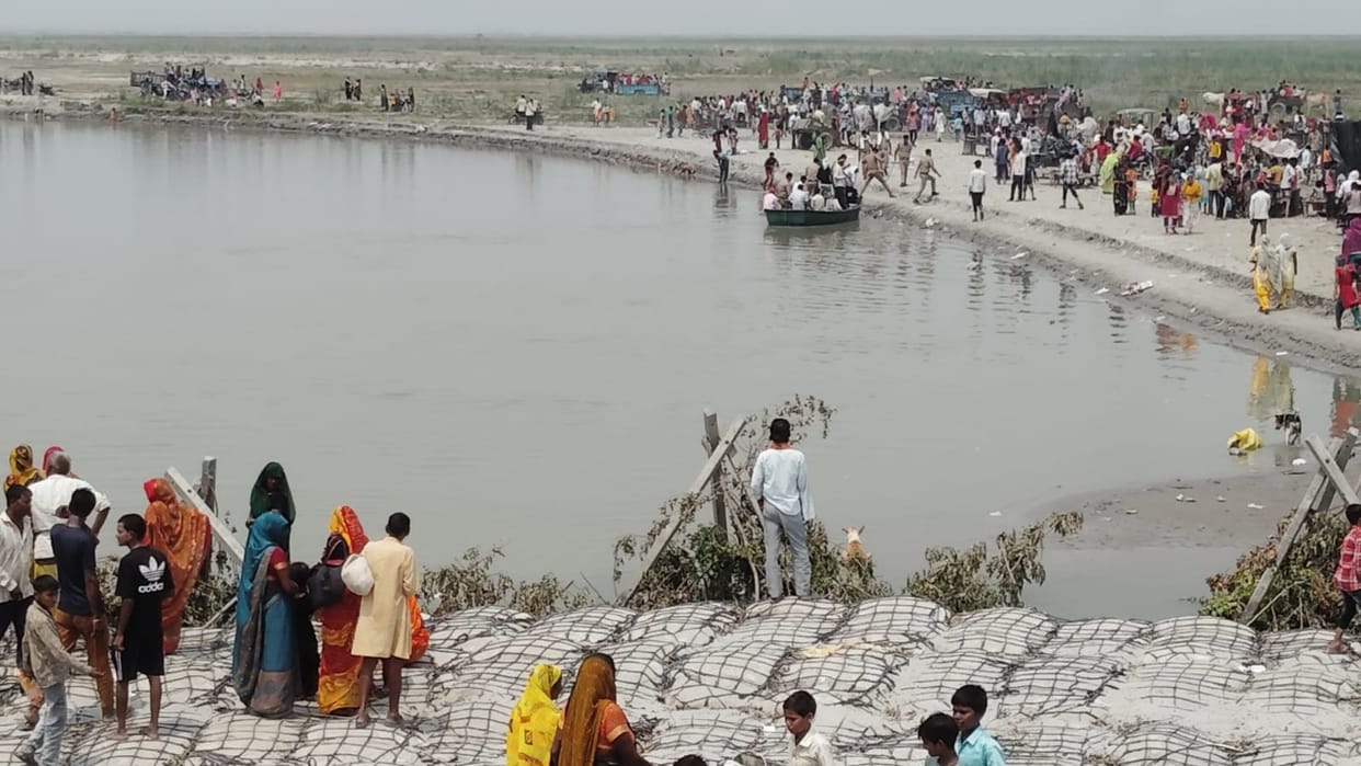 accidents on Ganga Dussehra Seven devotees drowned at different ghats in Budaun