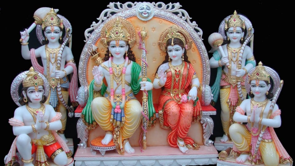 Ayodhya Ram Mandir The idol of Ram Darbar is carved on a 40-year-old marble stone