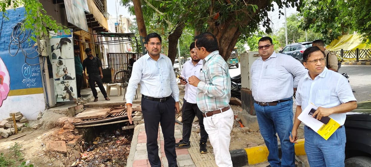 negligence in construction of drains fine of Rs 10 lakh imposed on contractor