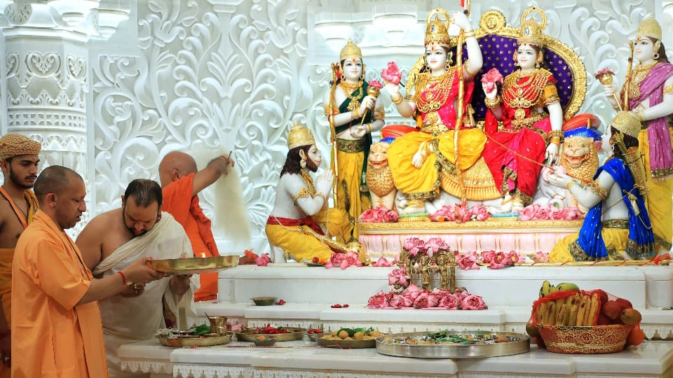 Ram Mandir Sita Ram royal splendor is becoming visible He was seated on a seven feet high gold-studded throne