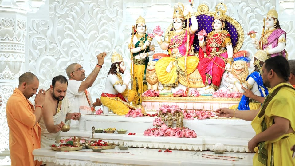 Ram Mandir Sita Ram royal splendor is becoming visible He was seated on a seven feet high gold-studded throne