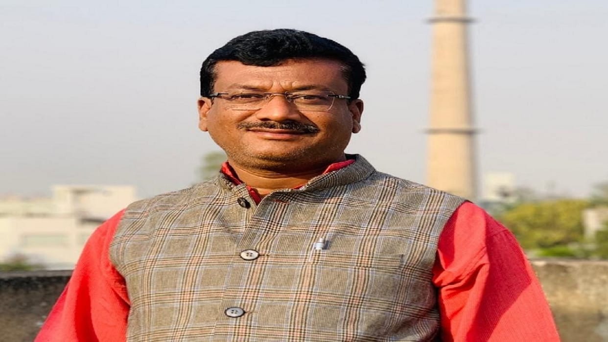 Three and a half lakh employees will not be transferred due to cg government transfer policy, Congress alleag
