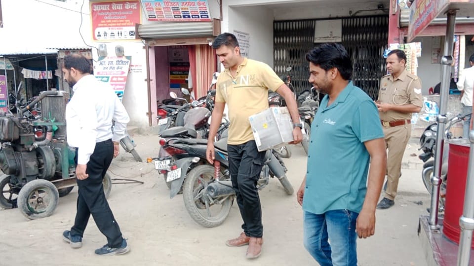 UP: Bribery complaint to CBI... Private employee caught, case exposed in Prathama Bank