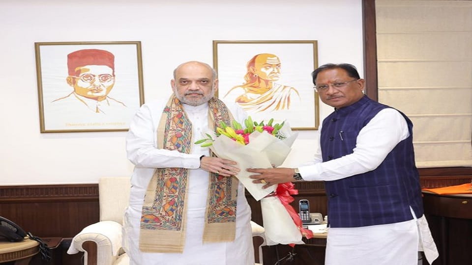 Chhattisgarh CM Sai met Home Minister Amit Shah in Delhi discussed many issues including Naxalism