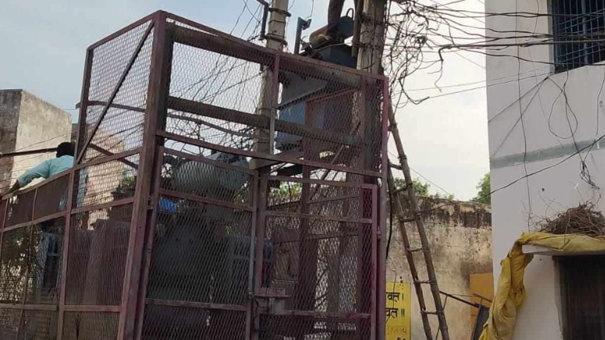 electricity consumption records broken in summer 227 MW load increased in 20 days in Varanasi