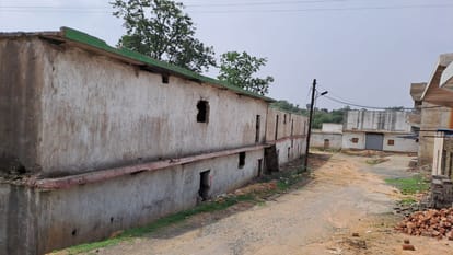 Morwa displacement Update 200 houses built in six months for compensation in singrauli