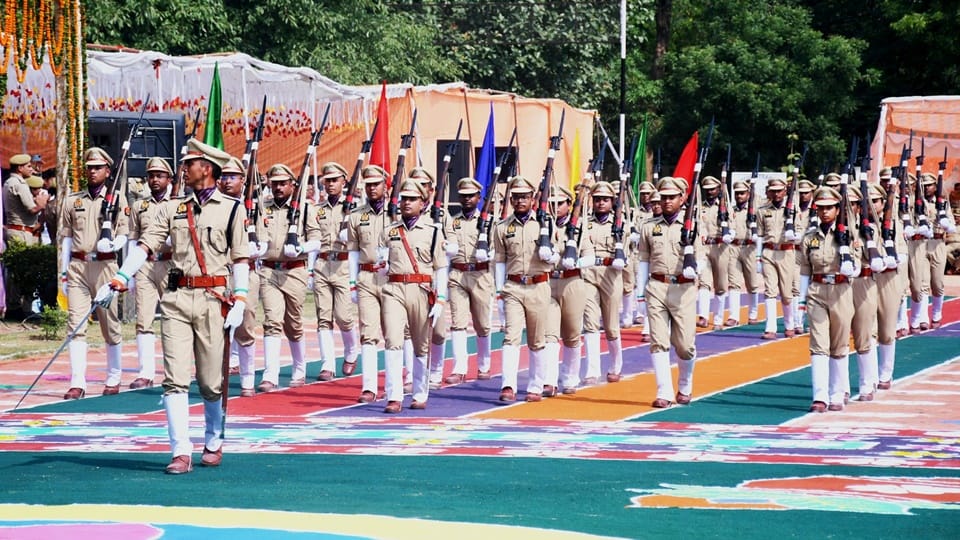Passing out parade: Police gets 34 new Deputy SPs, Sultanpur Gaurav Sarvang Sarvottam, see pictures