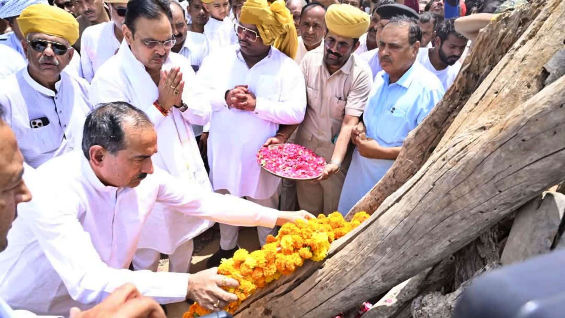 सीएम भजनलाल शर्मा तथा अन्य भाजपा नेताओं ने दिवंगत प्रीति कुमारी को दी अंतिम विदाई