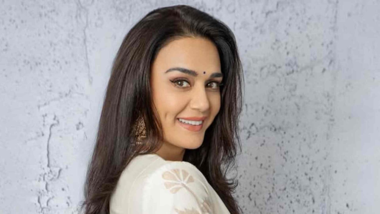 Preity Zinta To Farah Khan Bollywood Mothers Who Opted For Ivf -  Entertainment News: Amar Ujala - World Embryologist Day:प्रीति जिंटा से  लेकर फराह खान तक, आईवीएफ के जरिए ये सेलेब्स बने