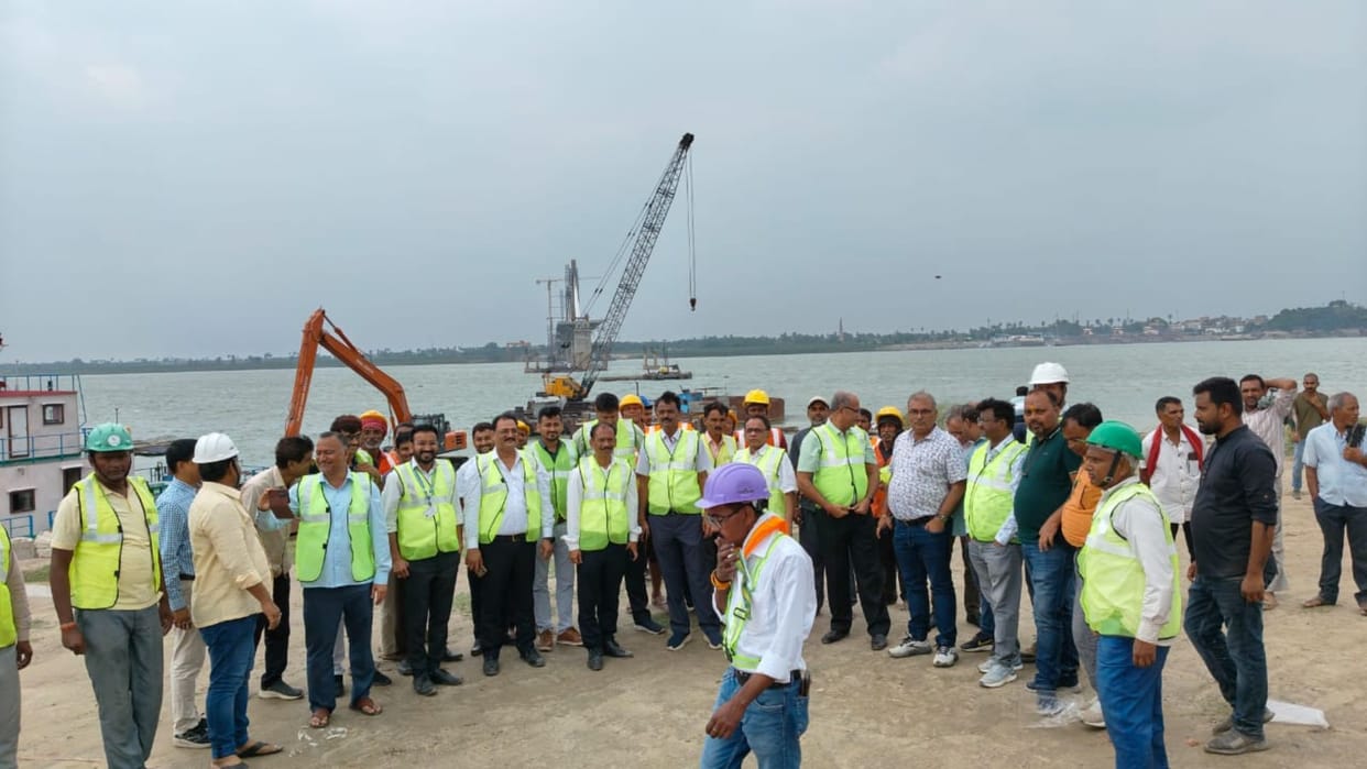 Bihar: Reconstruction of Sultanganj-Aguwani Ghat bridge started on the orders of Patna High Court