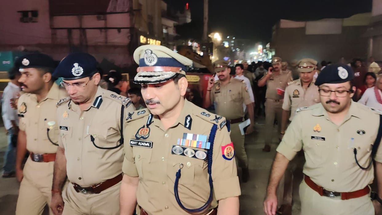 Varanasi Police commissioner asked in Dalmandi police come daily or not force deployed in sensitive areas