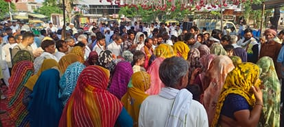 Mahant Surendra Das passed away dead body was not allowed to be brought inside ashram anger grew