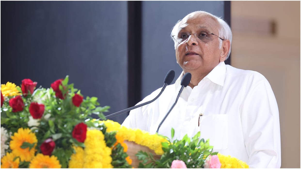 Gujarat: In Gujarat, all ministers except Chief Minister Bhupendra Patel have resigned, know the reason