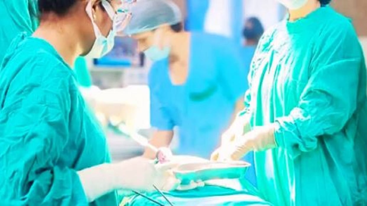 life of the teenager was saved by removing her spleen in Bareilly