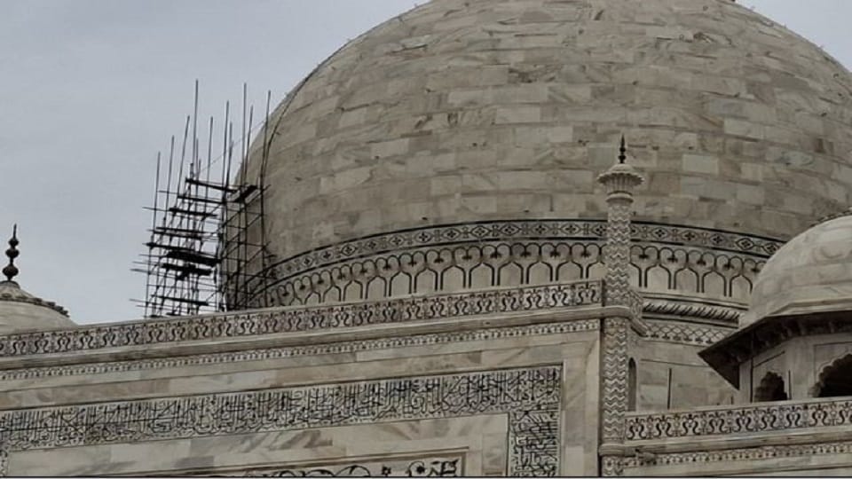 water leak from roof in main mausoleum of Taj Mahal