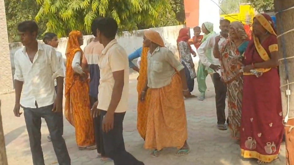 Amroha Leopard Attack: Leopards are attacking people and hunting animals, forest department is helpless