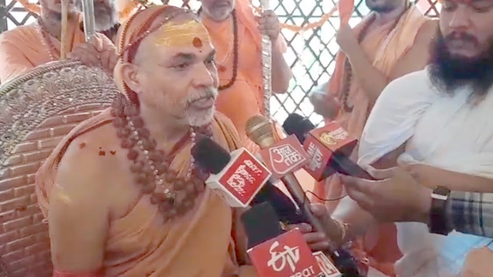 Shankaracharya Avimukteshwarananda big statement on cow protection, said- vote for party that supports you