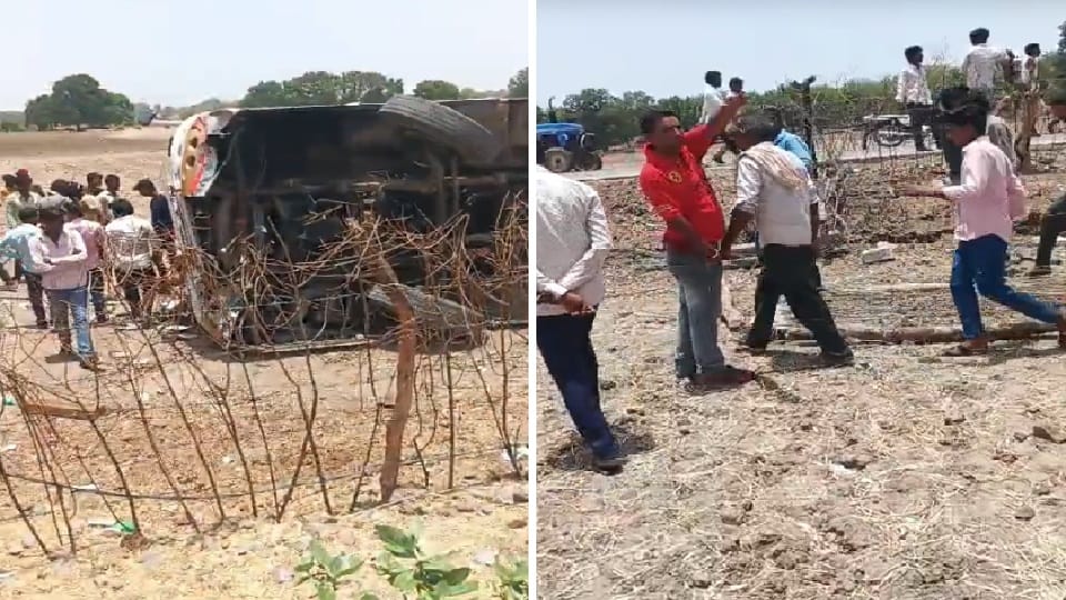 Bus lost control and overturned in Lalitpur many people injured