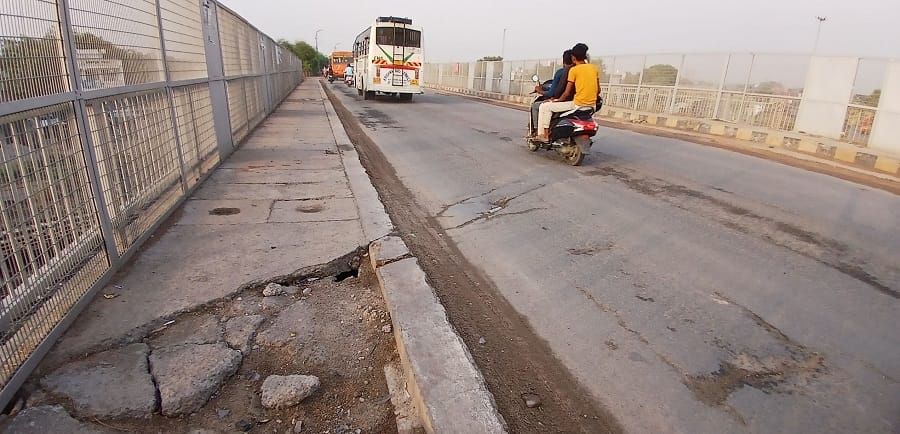 Kanpur PWD will repair Panki Dham bridge with the help of Setu Nigam officer said repair will be done soon