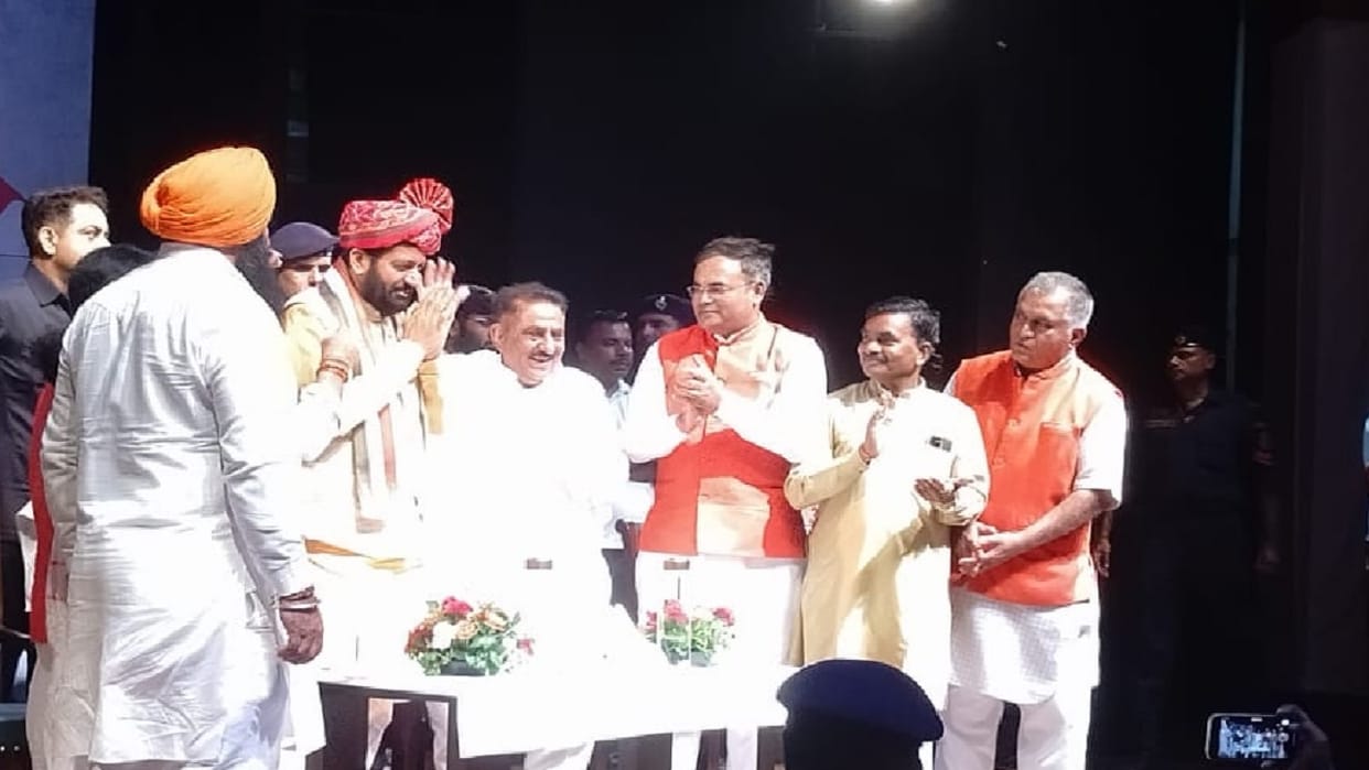Chief Minister Nayab Saini reviewed the preparations for International Yoga Day in Kurukshetra