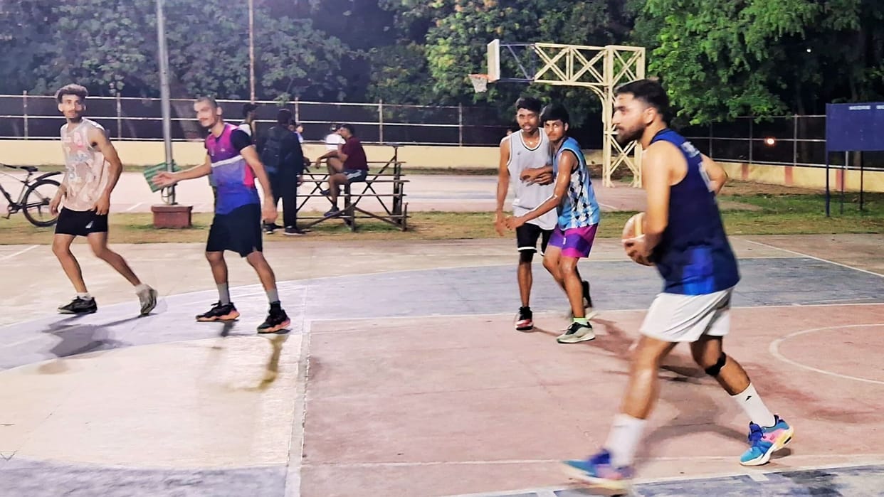 sports news Mahamana Club wins with four baskets of Surya Vishwanath ranks first in swimming