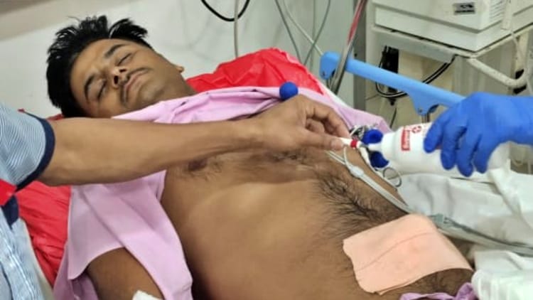 Bihar News: जमीन विवाद ने लिया हिंसक रूप, दारोगा, बेटे और भतीजे को लगी गोली; दो लोगों की हालत गंभीर