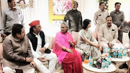 Rinku Singh Priya Saroj Engagement 10 Photos: From Praveen Kumar to Bhuvneshwar and Piyush Chawla to Akhilesh