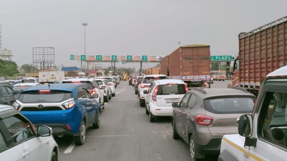 There was a huge jam on Delhi-Dehradun highway