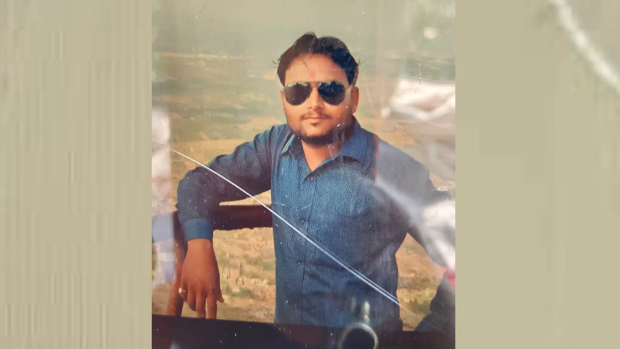 Kanpur: Sales executive hanged himself, suicide note found
