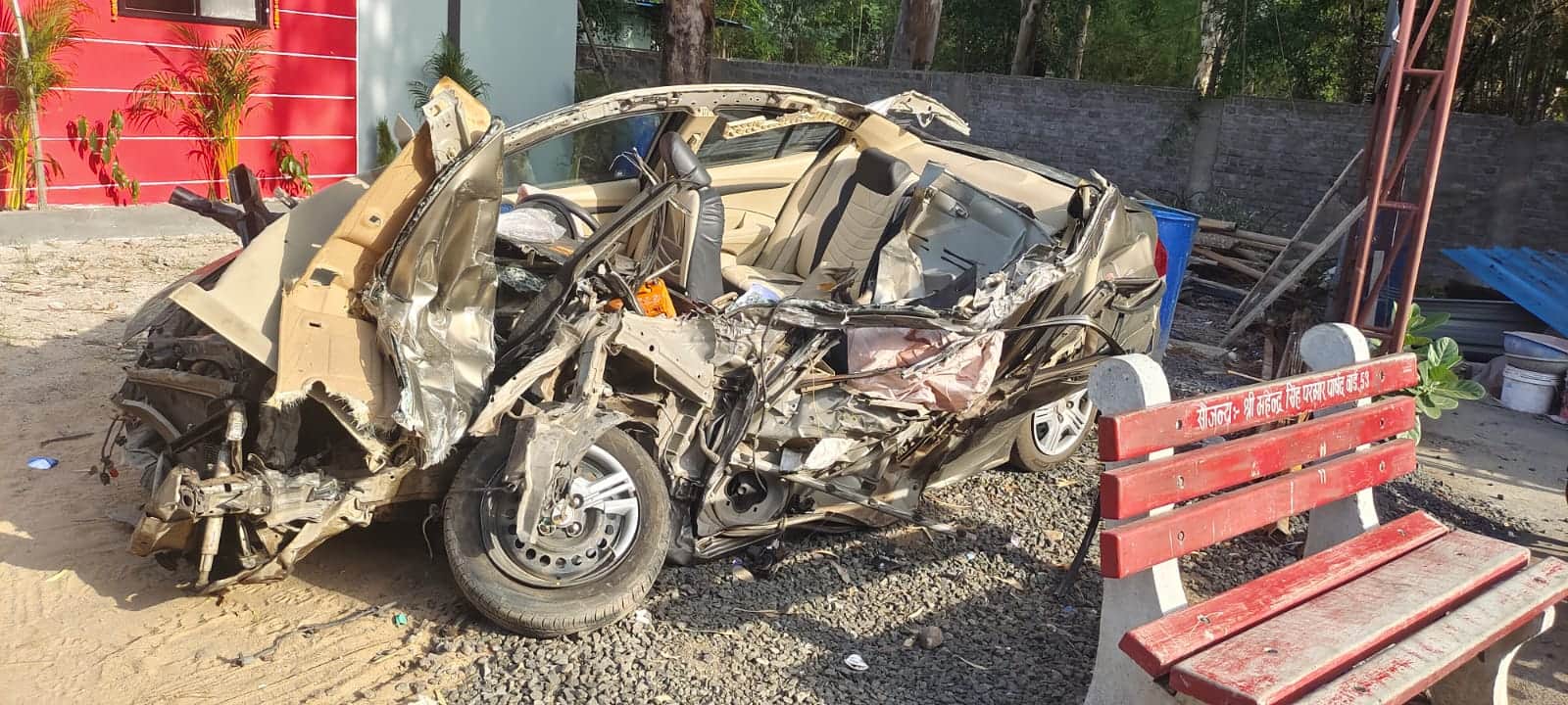 Bhopal Accident: High speed car collided with a truck taking a turn, two sisters died