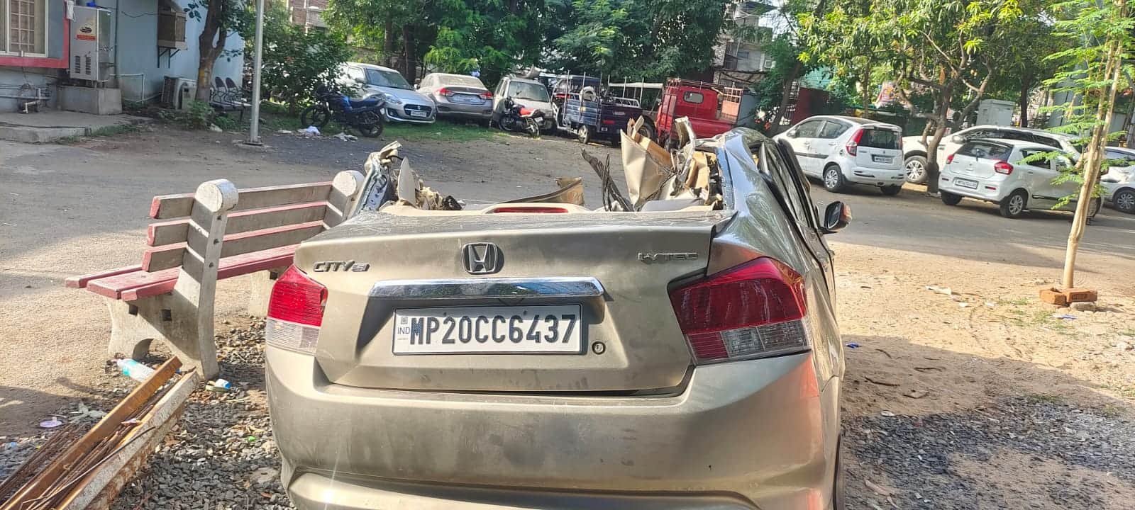 Bhopal Accident: High speed car collided with a truck taking a turn, two sisters died