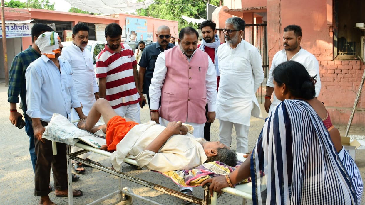 Ballia News ICU ward started above trauma center Transport Minister inspected CMS was reprimanded