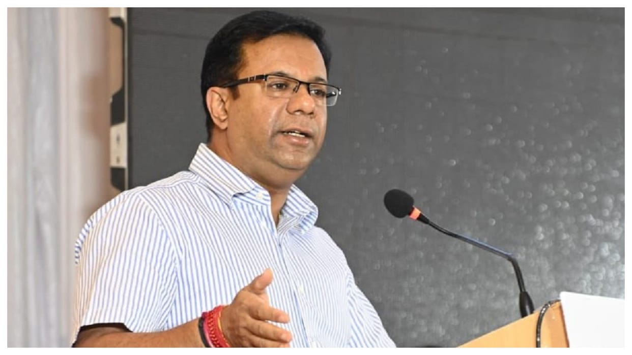 Goa health minister apologizes as GMCH doctors stage protest Congress demands his resignation