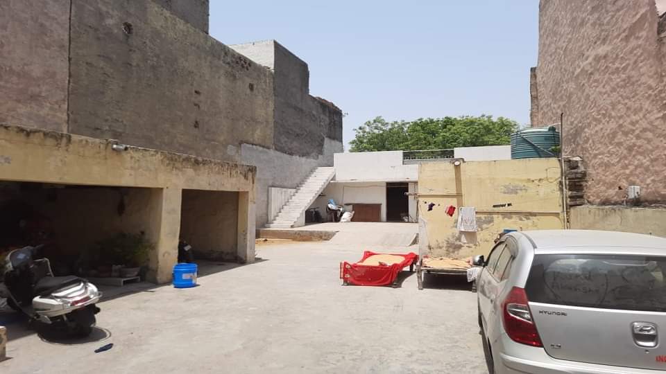 Criminals shot mother and son in Muradnagar son died