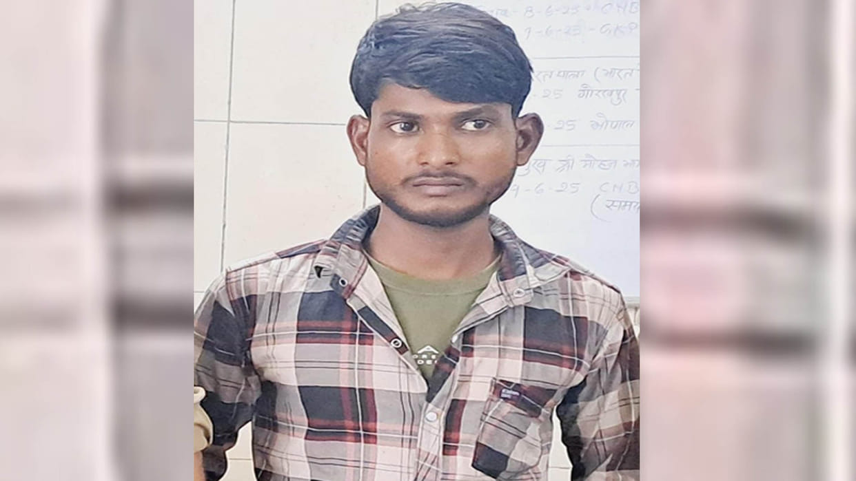 Kanpur: Thief caught boarding trains, two mobiles worth Rs 1 lakh recovered