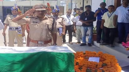 indian army true hero commander pays tribute to soldier sainuddin sacrifice in face of unseen dangers