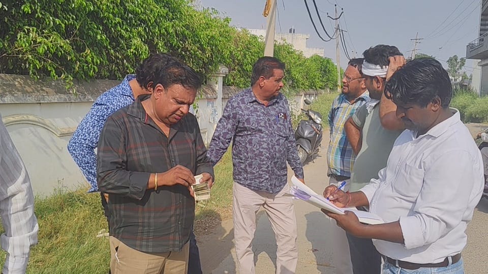 Food inspector arrested while taking bribe in Ambala