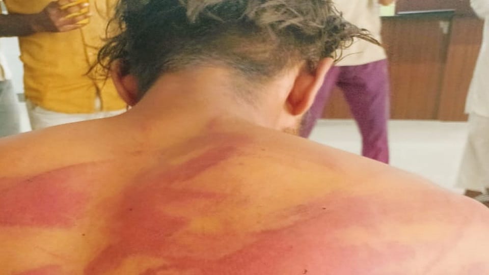 A case of holding a youth hostage and demanding ransom has come to light in Sitarganj