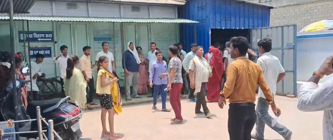 Bihar News: Woman dies in road accident, four seriously injured news in hindi