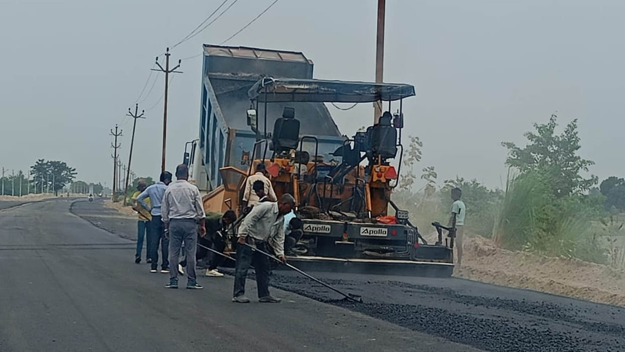 ganga-barrage-blue-world-road-speed-limit-80-kmph-kanpur-road-safety
