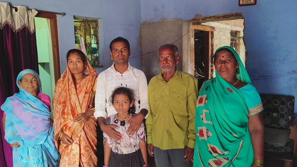 Farmer wins lottery young man wins four crores from online gaming app in Balod