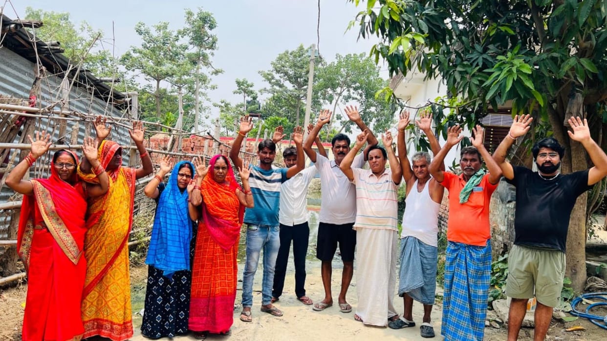 Bihar News: Villagers' anger erupted against encroachment on the main road