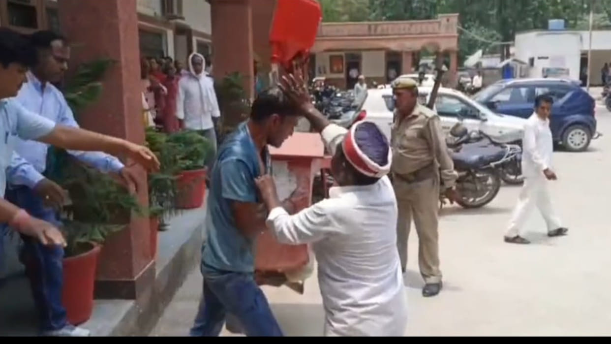 In Maharajganj, a young man poured diesel on himself in the SDM office, was going to commit suicide