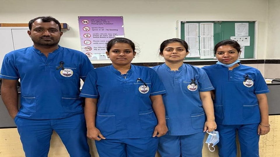 Nursing staff protested against 80:20 ratio rule wore black bands during work